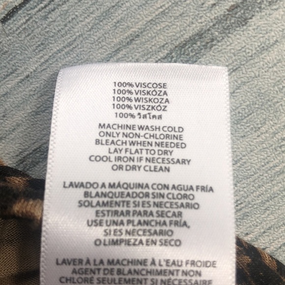 Michael Michael Kors Cheetah Print Elastic Hem Blouse Extra Small - Picture 5 of 8